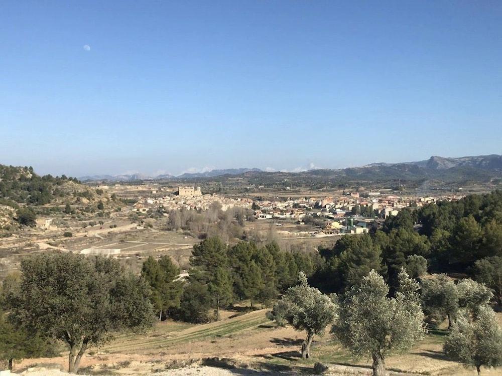 Отель Mas De La Creu Вальдерробрес Экстерьер фото